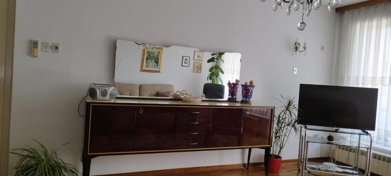 Sempeter pri Gorici 7 Flower Street Apartment מראה חיצוני תמונה